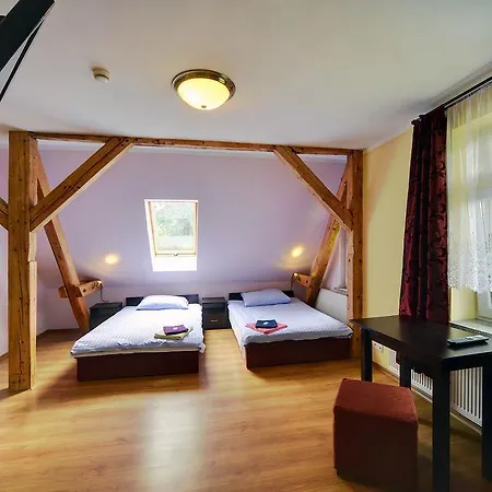 Gosciniec Rudawski Kamienna Gora